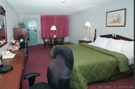 Premier Inn And Suites Erick Camera foto